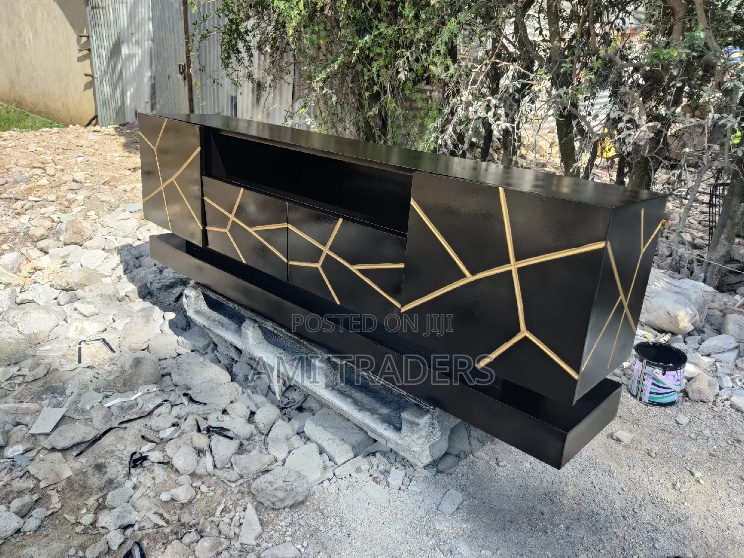 6ft Golden Black Tv Stand