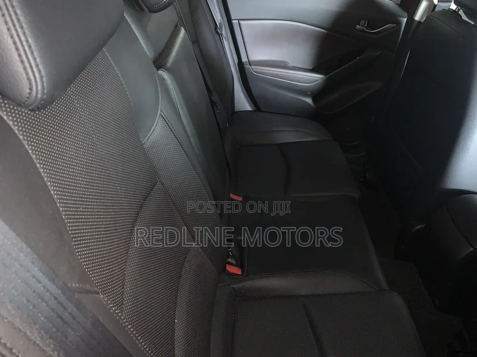 Mazda Axela 2017 Red