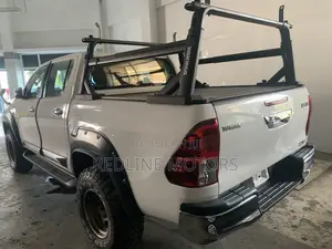 Toyota Hilux 2017 White
