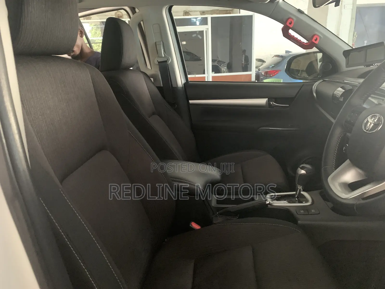 Toyota Hilux 2017 White