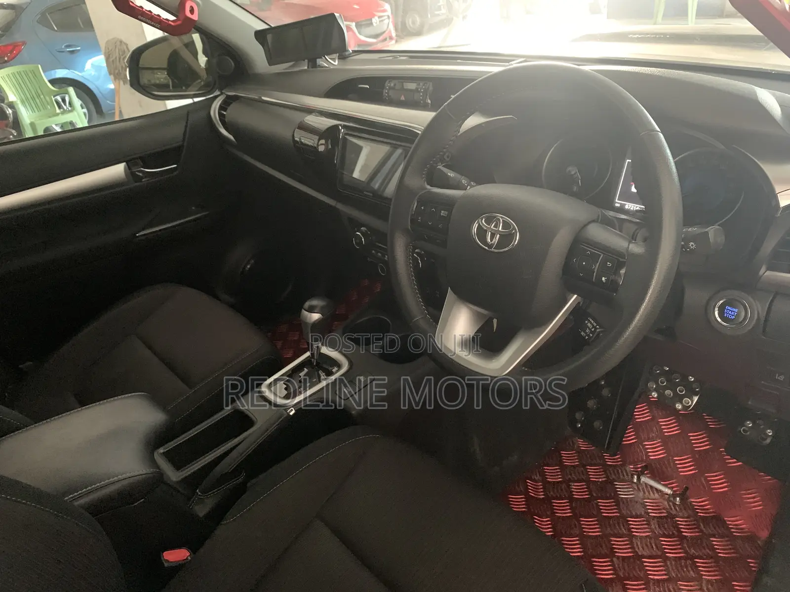 Toyota Hilux 2017 White