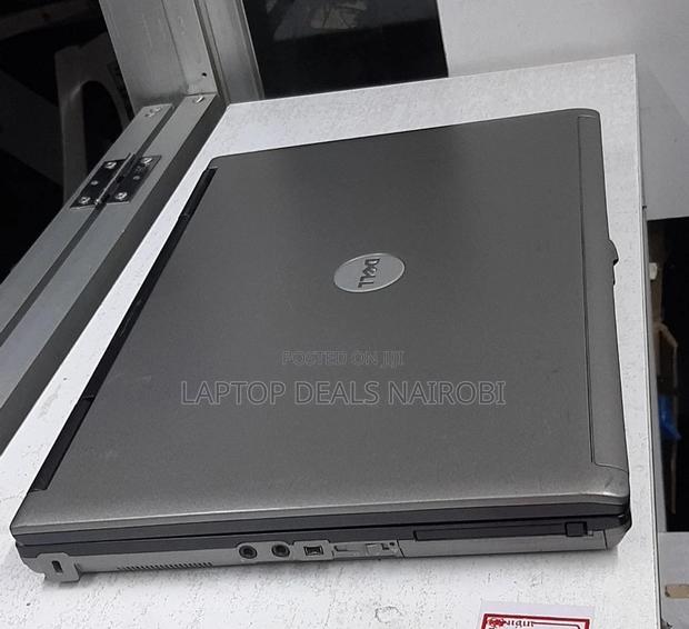 Laptop Dell Latitude D630 4GB Intel Core 2 Duo HDD+SSD 500GB - thumbnail 2