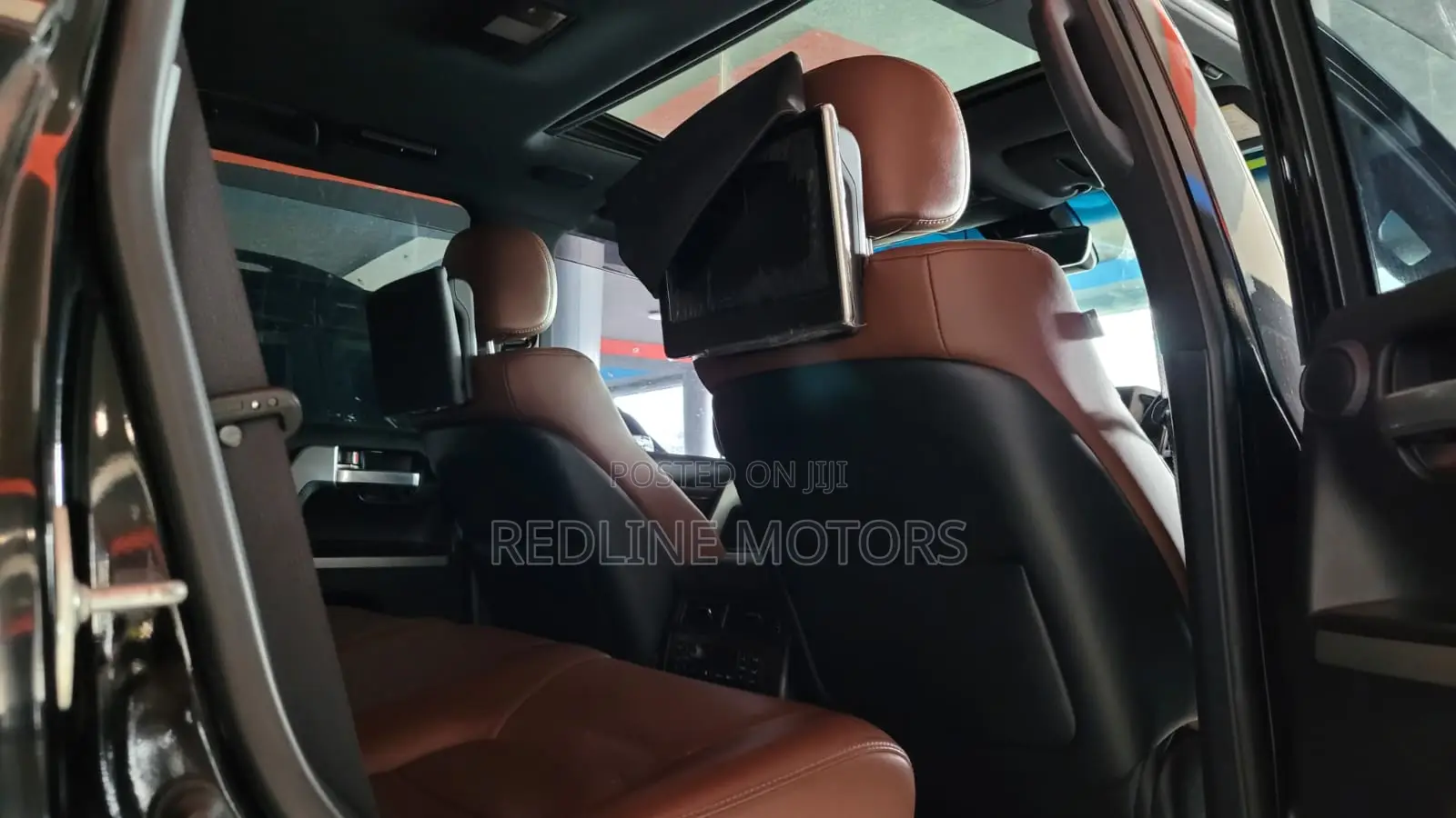 Toyota Land Cruiser 4.6 V8 ZX 2018 Matt Black