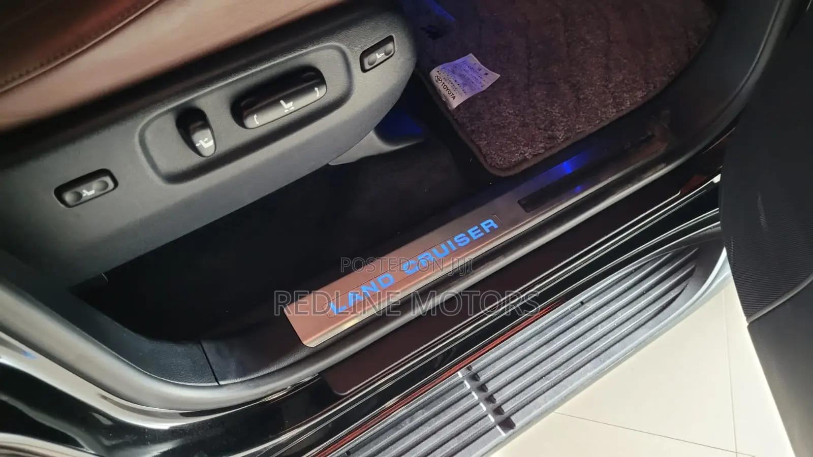 Toyota Land Cruiser 4.6 V8 ZX 2018 Matt Black