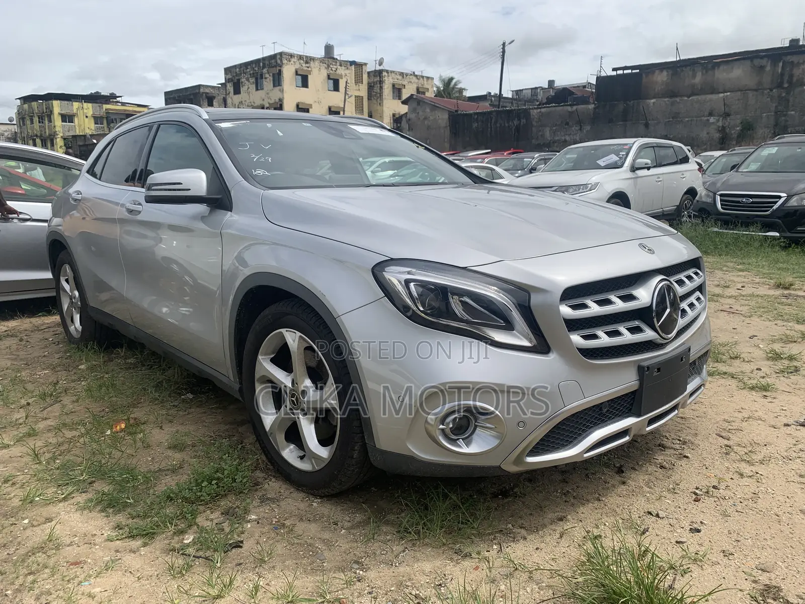 Mercedes-Benz GLA-Class 2017 Silver