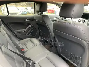 Mercedes-Benz GLA-Class 2017 Silver
