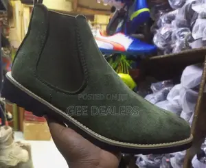 Jungle Green Chelsea Boots >Men Boots