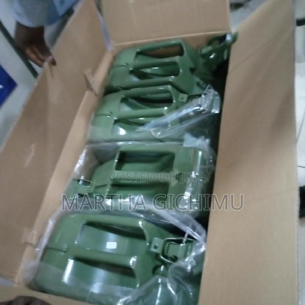 Fuel Jerrycan Available - main view