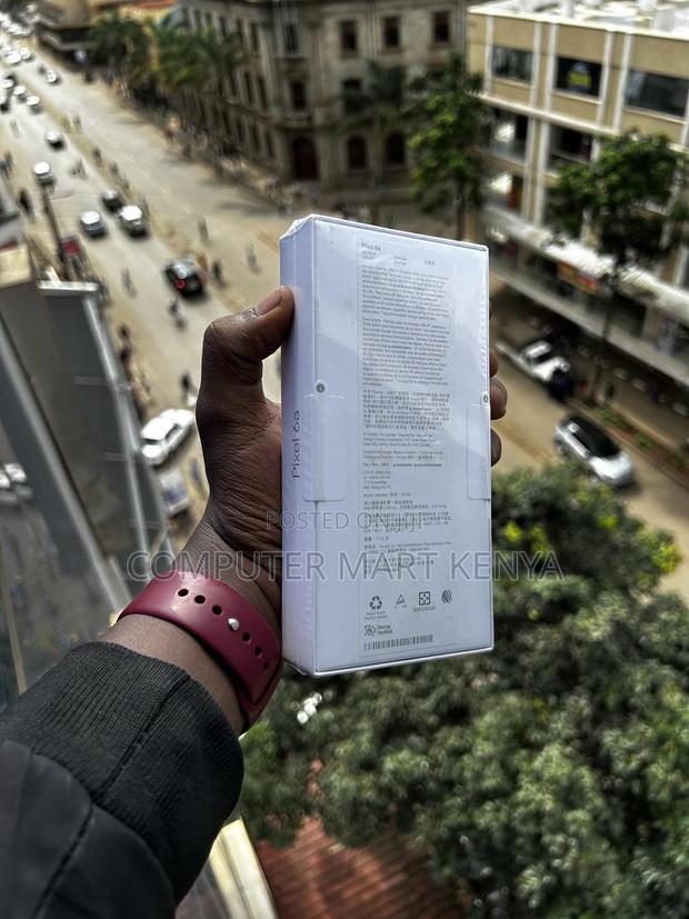 New Google Pixel 6a 128 GB Black - thumbnail 3