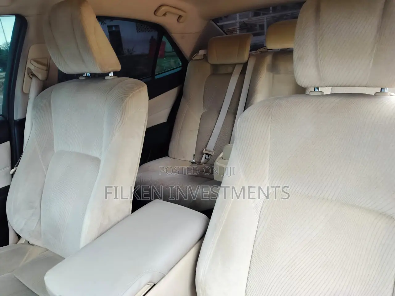 Toyota Crown 2016 White