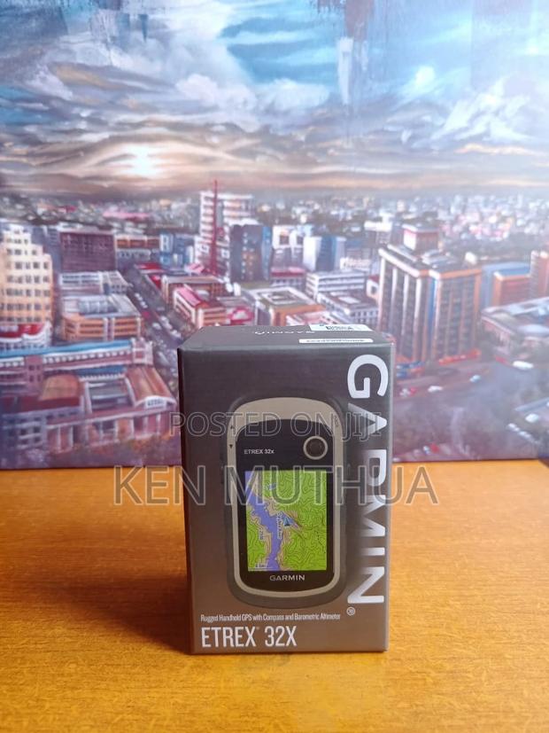 Garmin Etrex 32X GPS Navigator - main view