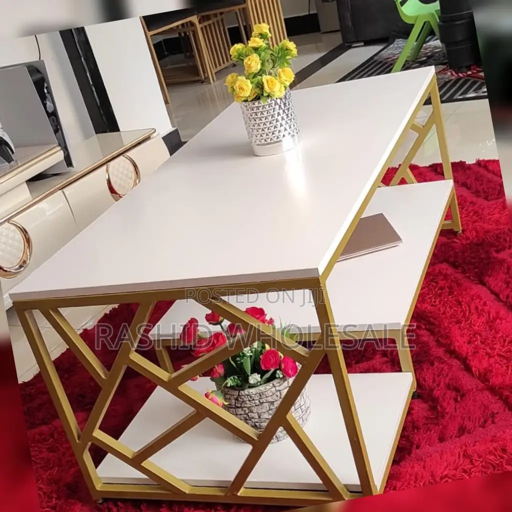 Zippy Coffee Table.