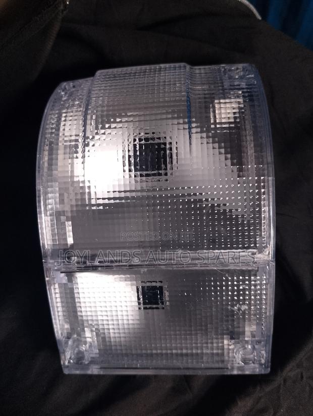 Nissan QD Corner Lamp
