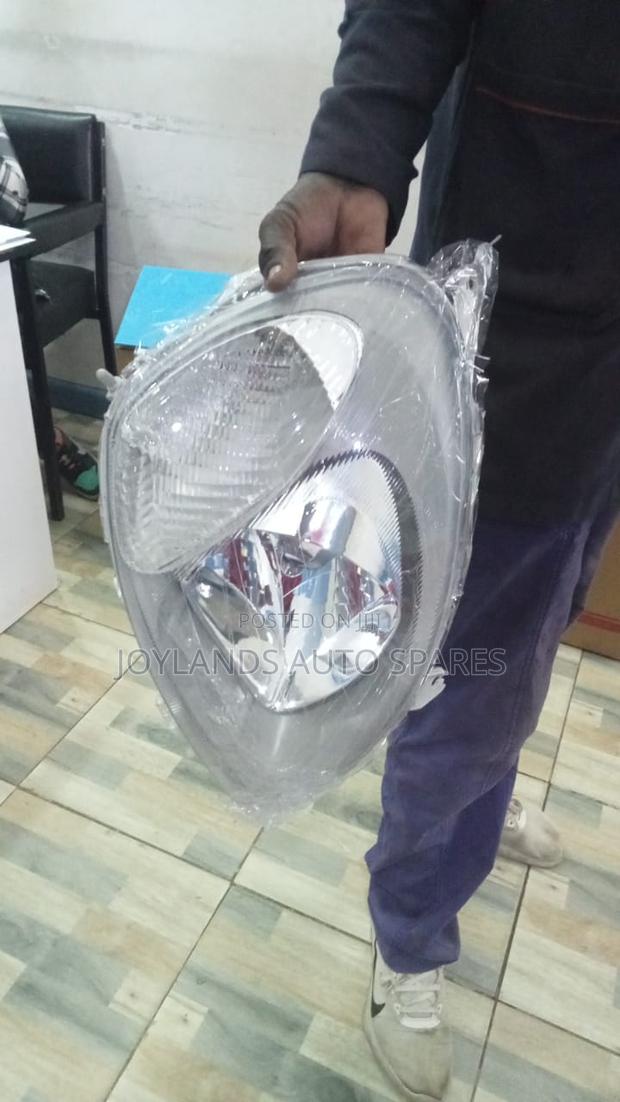 Vitz 99 Headlamp/Headlight