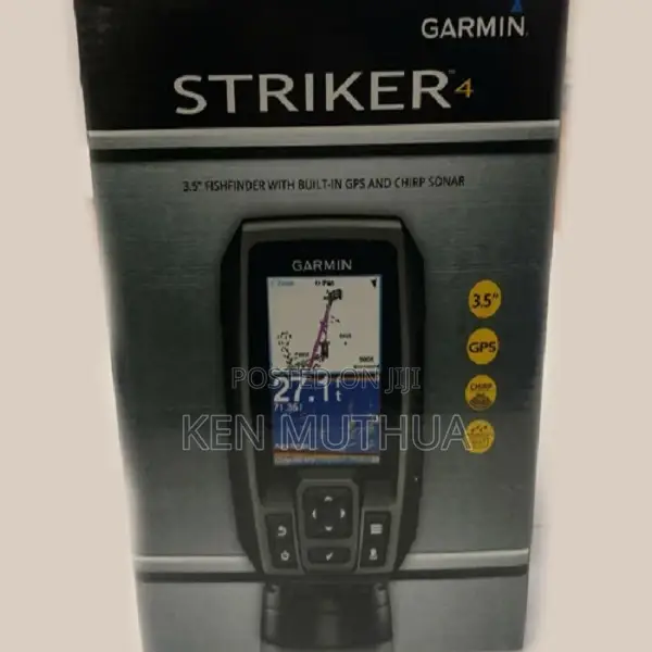 Garmin Striker 4 Fishfinder With Transducer