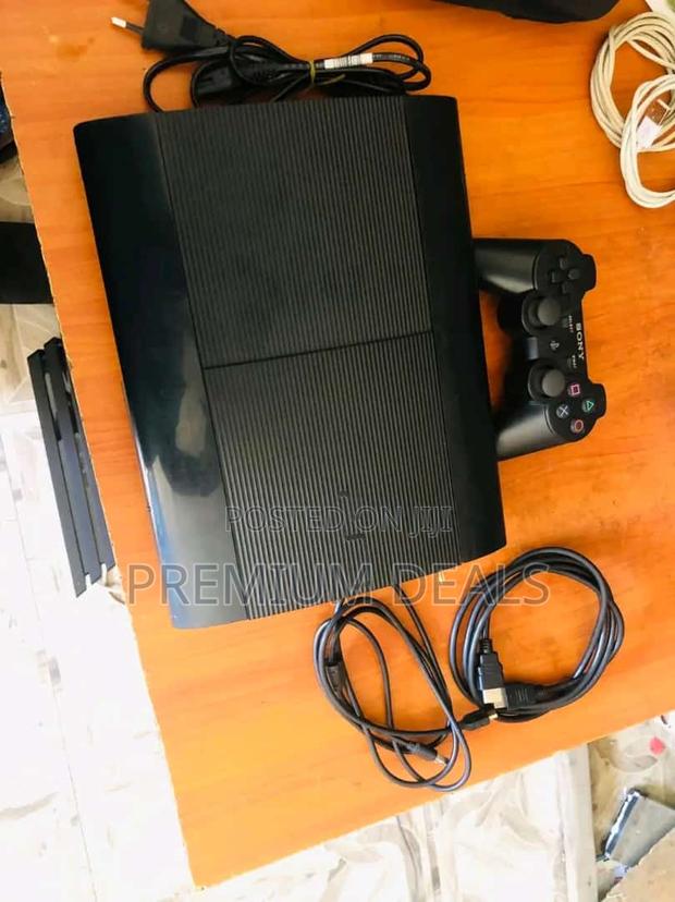 Ex Uk Ps3 Superslim With 10games