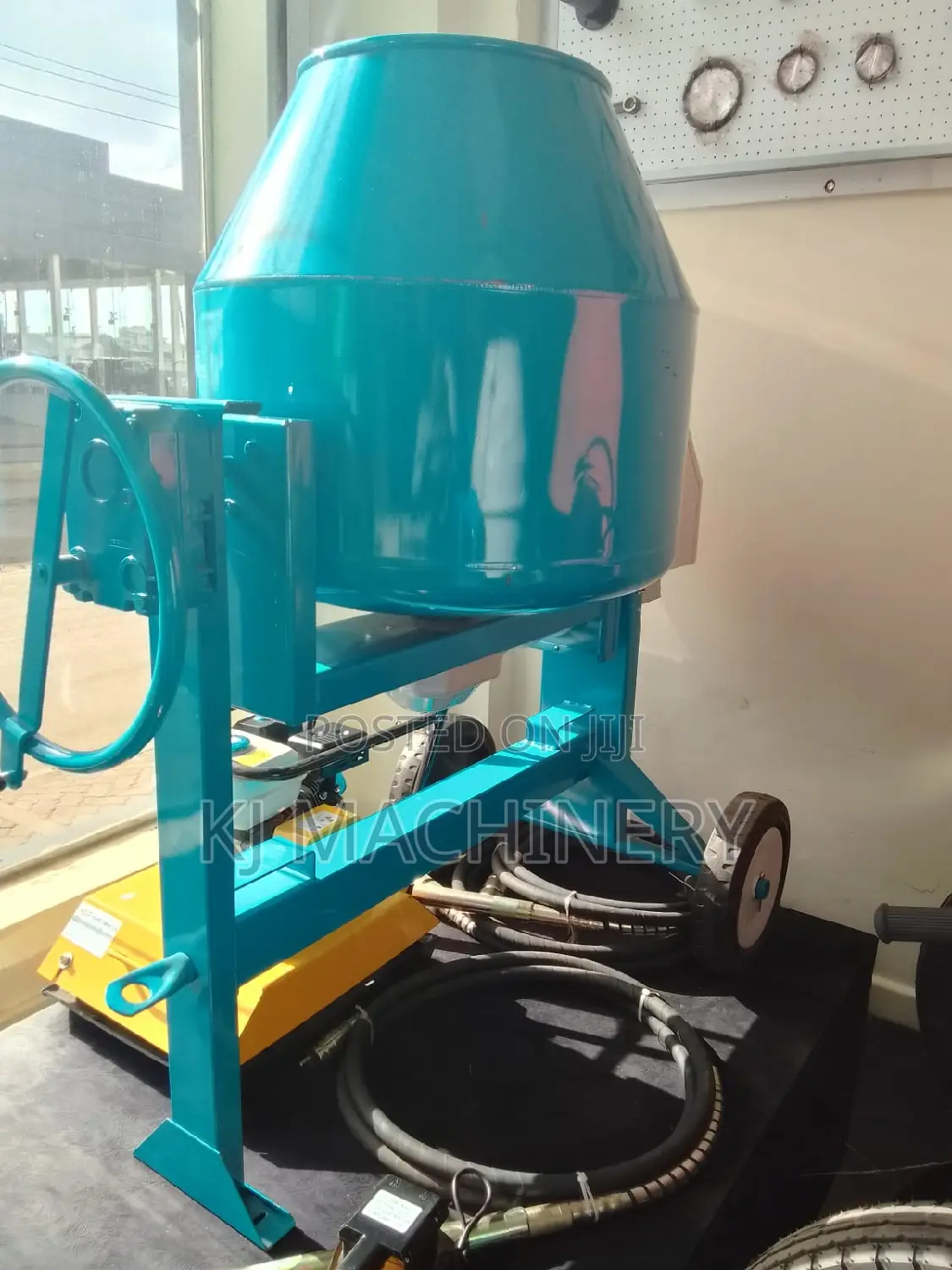 POLIERI 300l Concrete Mixer Diesel Powered.