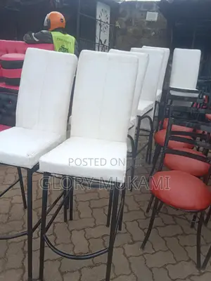 Restaurants and Bar High Chairs