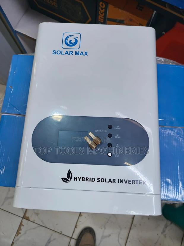 Solarmax 5kva 48V Hybrid Inverter - main view