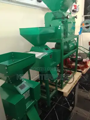 Roller Mill With There Crusher Machine
