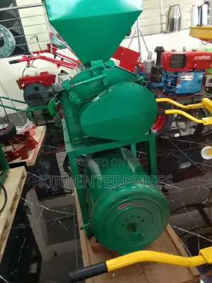 Roller Mill With There Crusher Machine