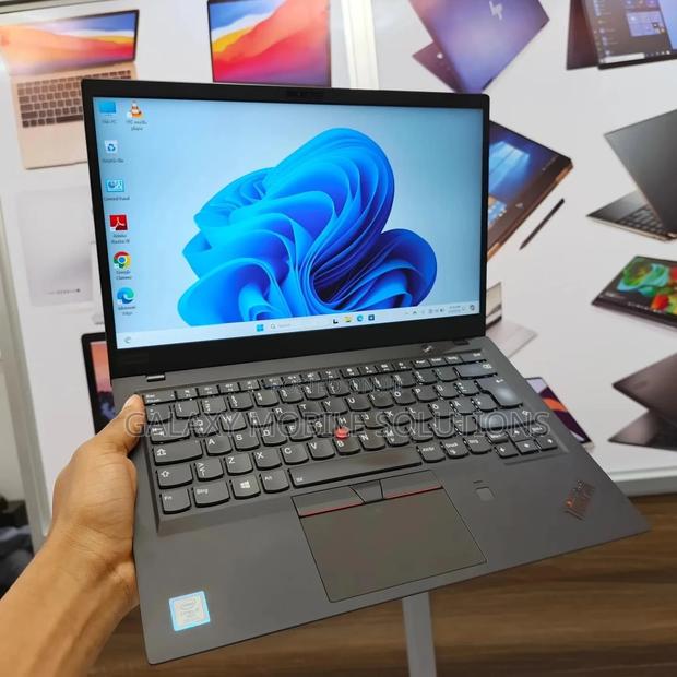 Laptop Lenovo ThinkPad X1 Carbon 16GB Intel Core I7 SSD 512GB - main view