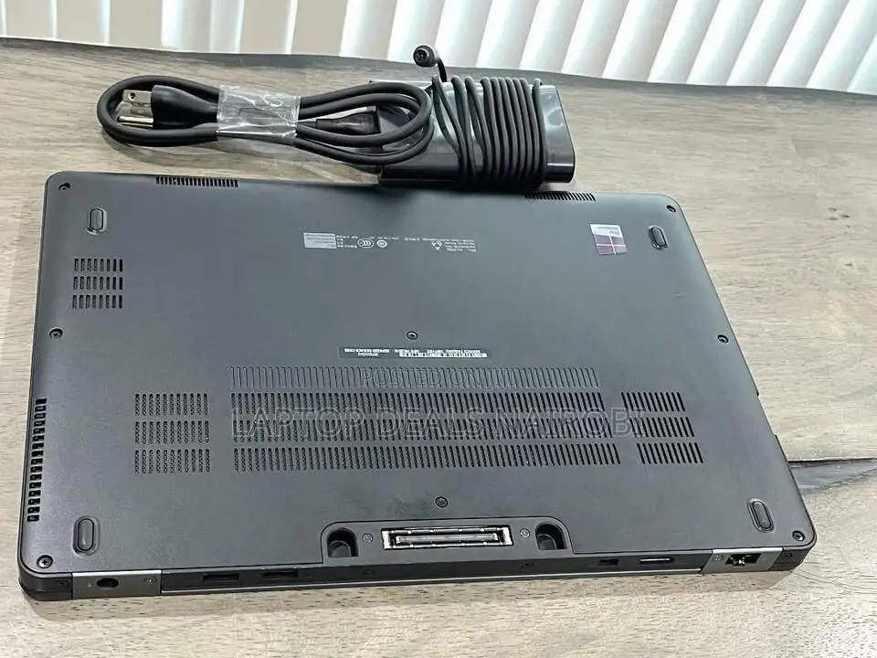 Laptop Dell Latitude E7450 8GB Intel Core I5 SSD 256GB