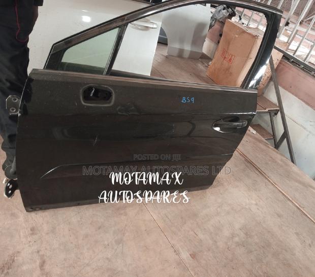 Subaru Outback BS9 Front Door