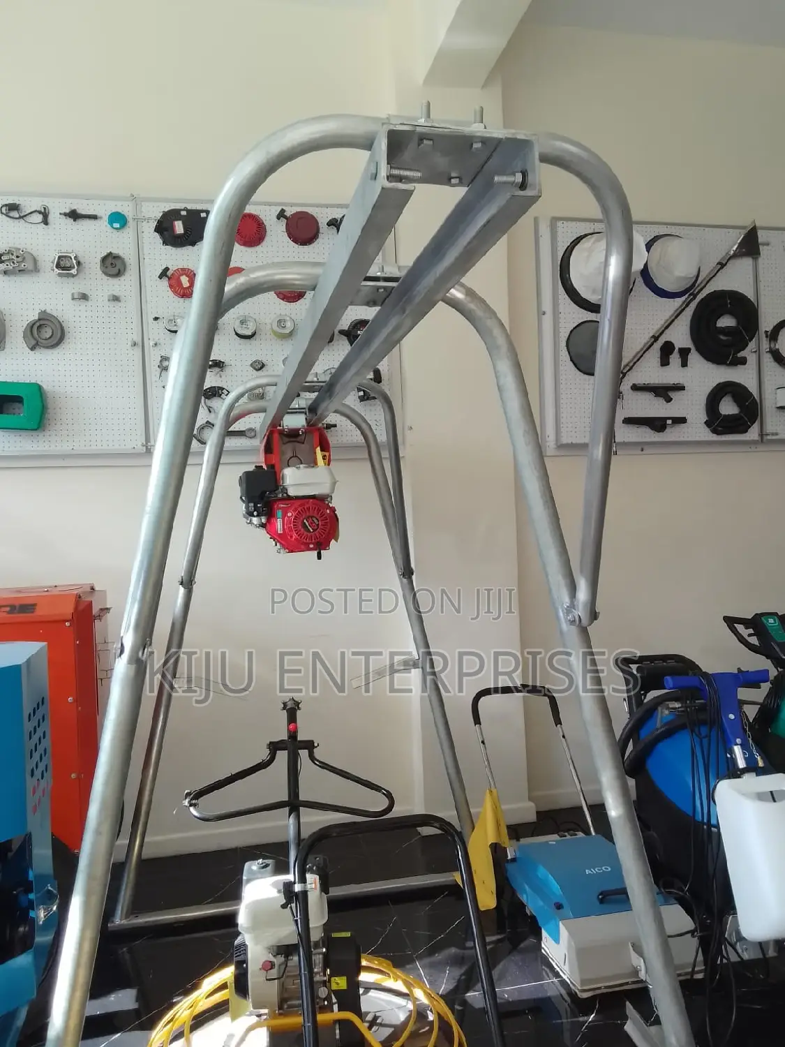 Concrete Hoist Irori Machines Available