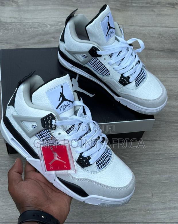 Jordan 4 Unisex Sneakers - thumbnail 3