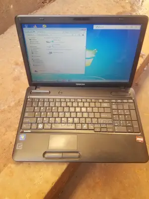 Laptop Toshiba NB100 4GB Intel Core 2 Duo HDD+SSD 500GB