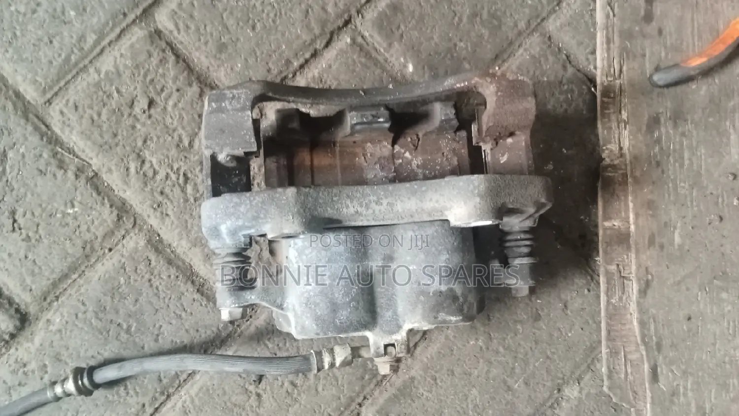 X-Trail Nt30 Brake Caliper
