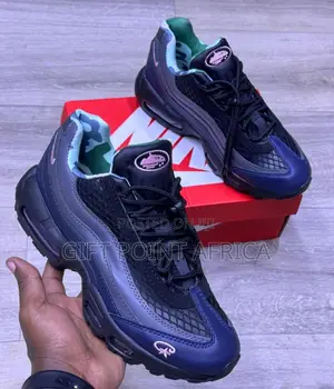 Nike Air Max 95 Sneakers
