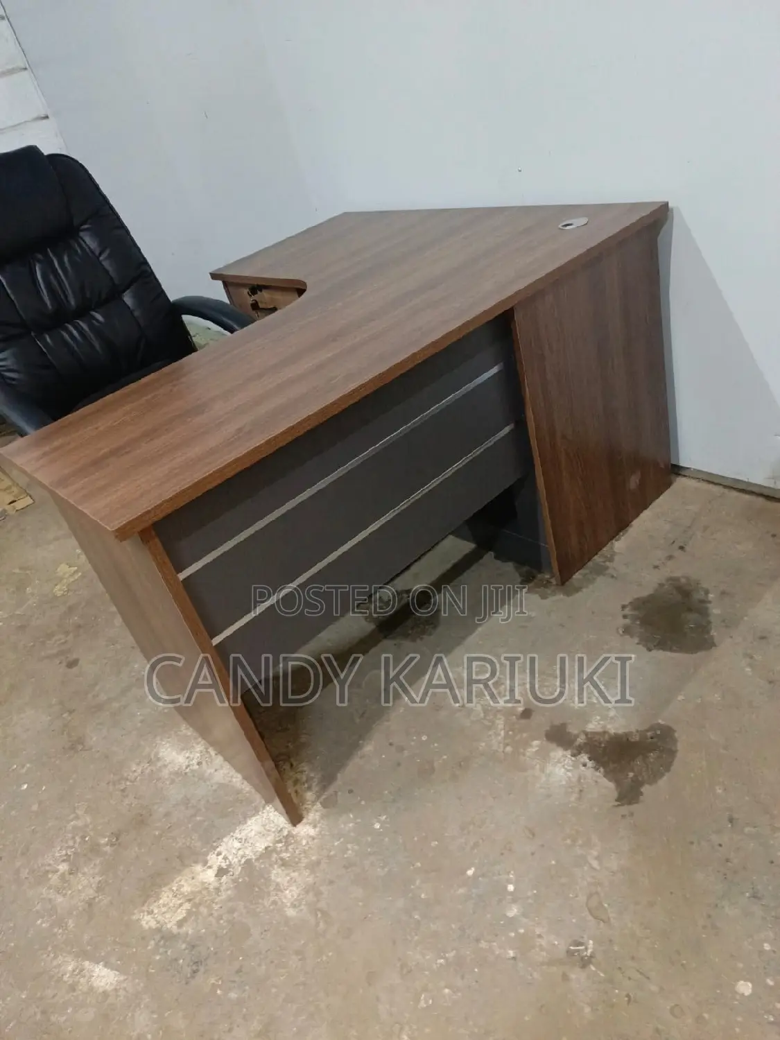 Modern L Shaped Office Desk (1.6m)