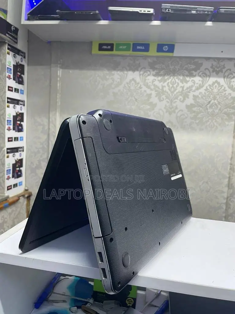Laptop Dell Vostro 1014 4GB Intel Core I5 HDD+SSD 500GB