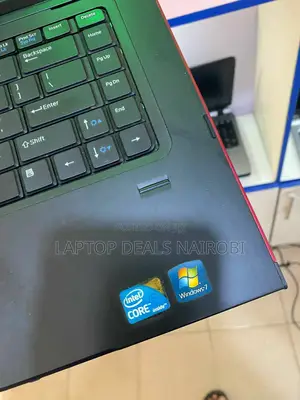 Laptop Dell Vostro 2510 4GB Intel Core I5 HDD+SSD 500GB