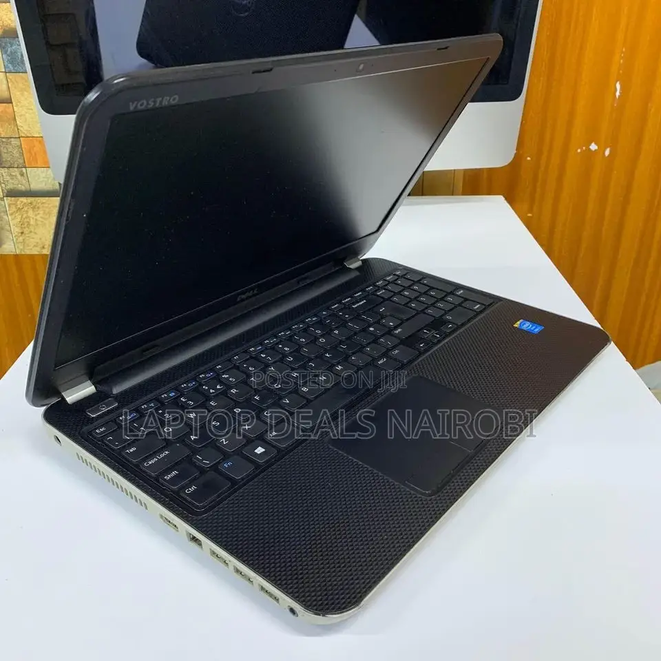 Laptop Dell Vostro 2510 4GB Intel Core I5 HDD+SSD 500GB