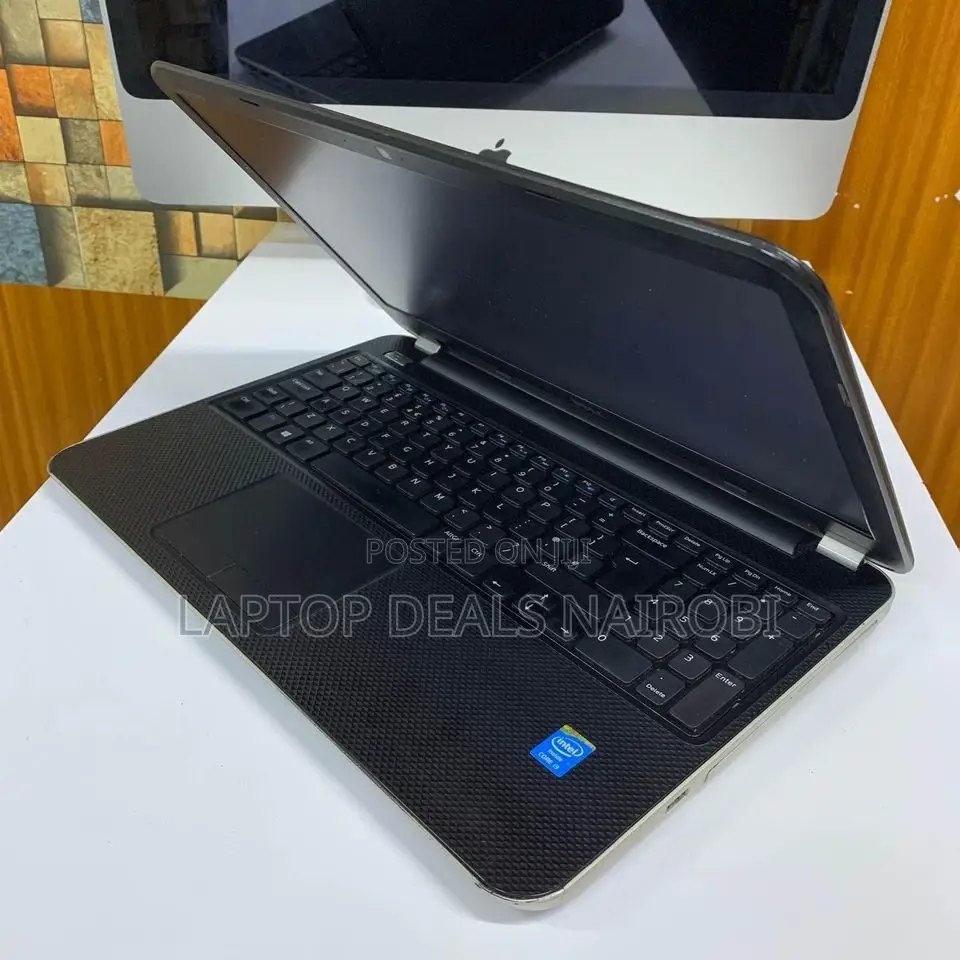 Laptop Dell Vostro 2510 4GB Intel Core I5 HDD+SSD 500GB