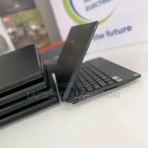 Laptop Asus Transformer Mini T102HA 4GB Intel Celeron HDD+SSD 32GB