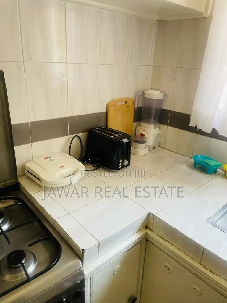 Airbnb to Let in Westlands Lantana Road