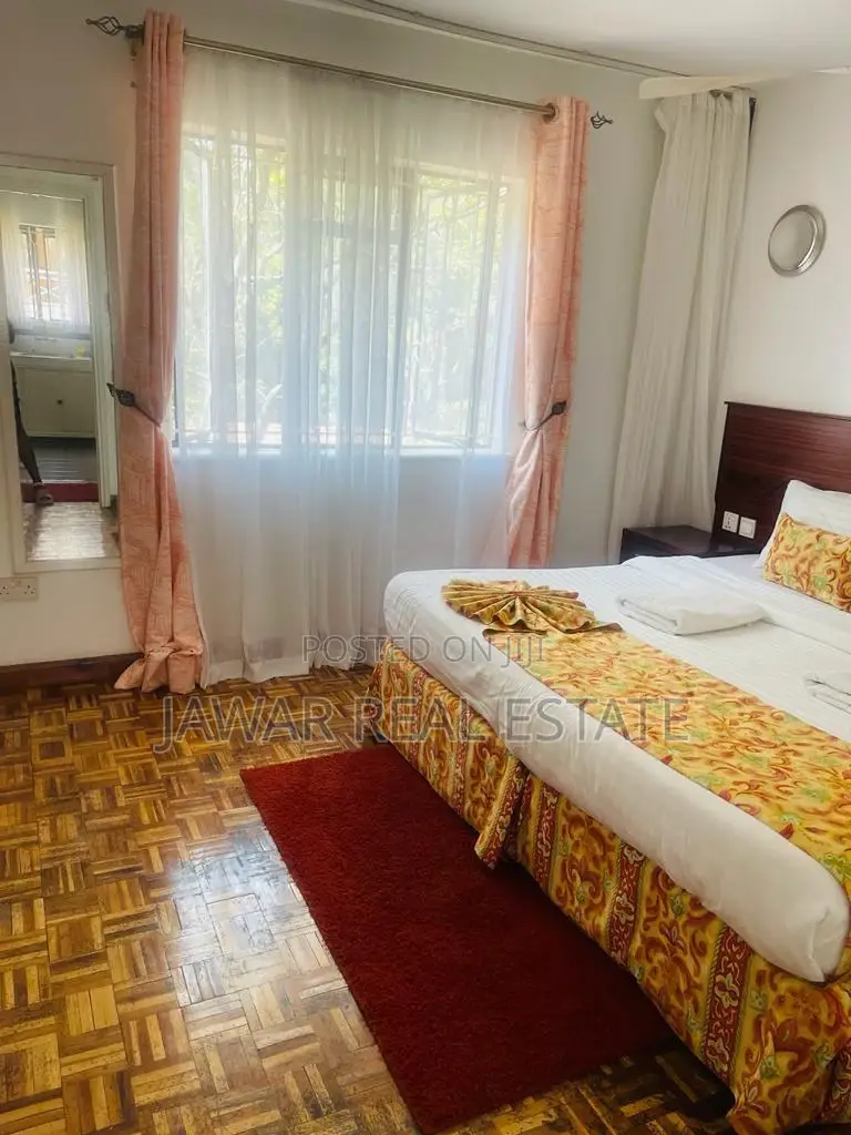 Airbnb to Let in Westlands Lantana Road