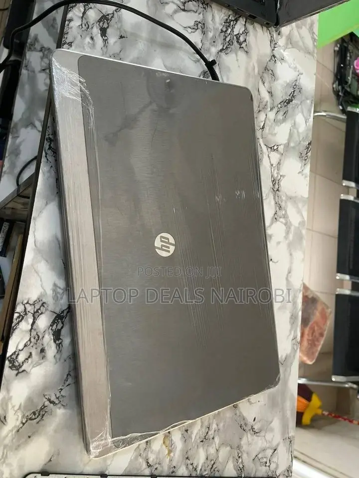 Laptop HP ProBook 4520S 8GB Intel Core I7 HDD+SSD 256GB
