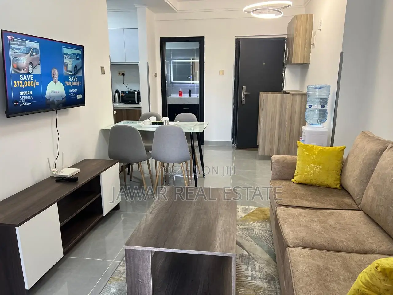 Airbnb to Let in Valley Arcade Lavingtone Quickmart