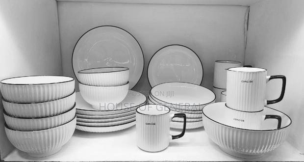 24pcs Concise White Ceramic Dinnerset With Black Rim