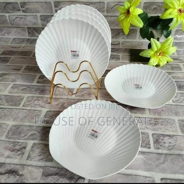 *10.5" Redberry Shell Plate Available 6pcs New and Classy*