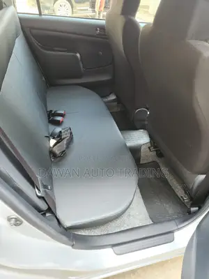 Toyota Probox 2018 Silver