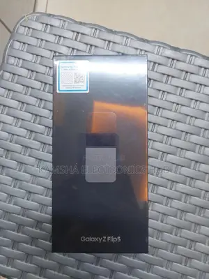 New Samsung Galaxy Z Flip 5 512 GB Gray