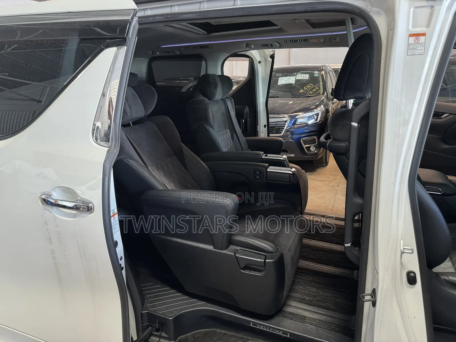 Toyota Vellfire 2018 White