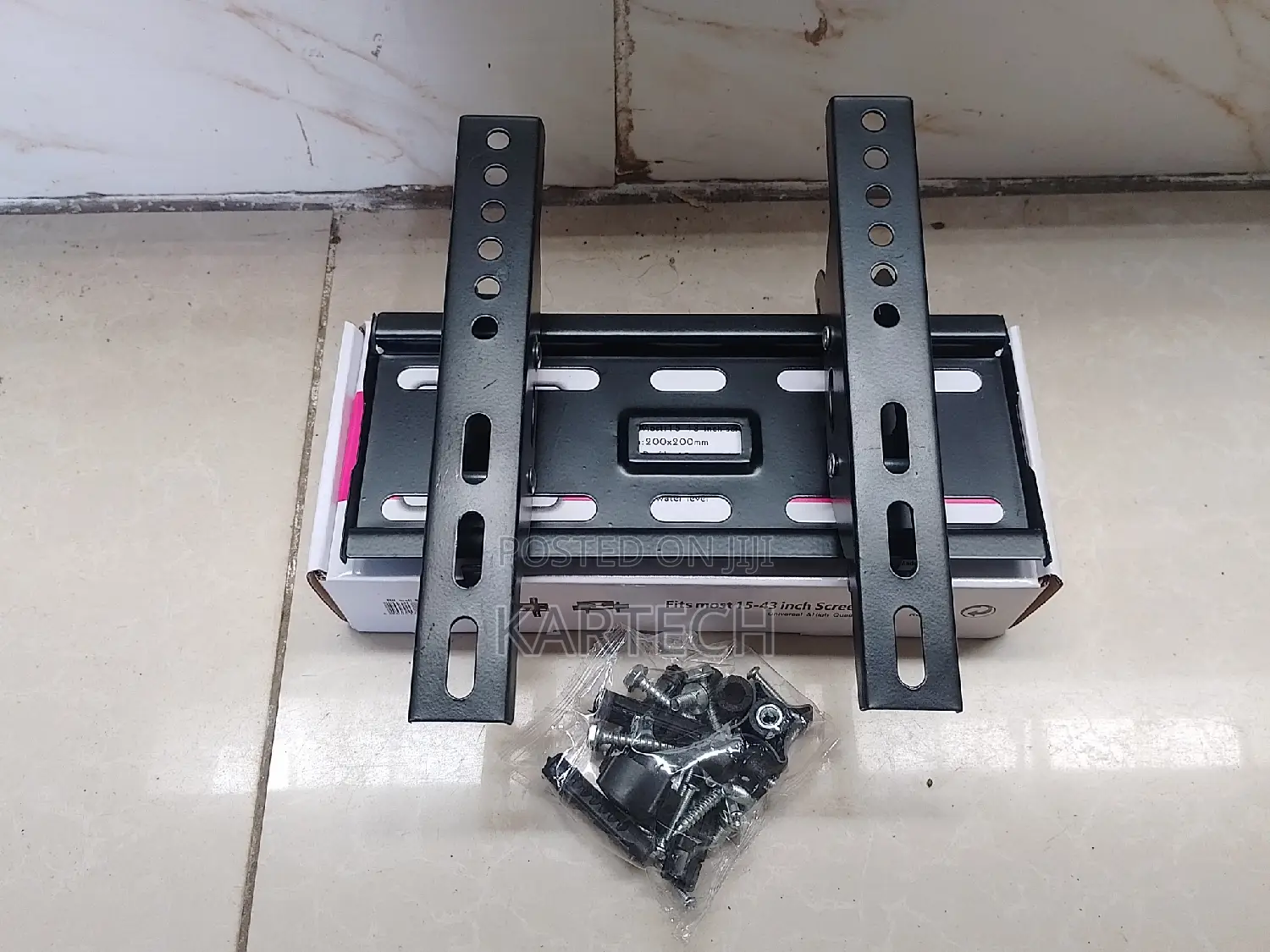 SH 20T Wall TV Mount With Water Level