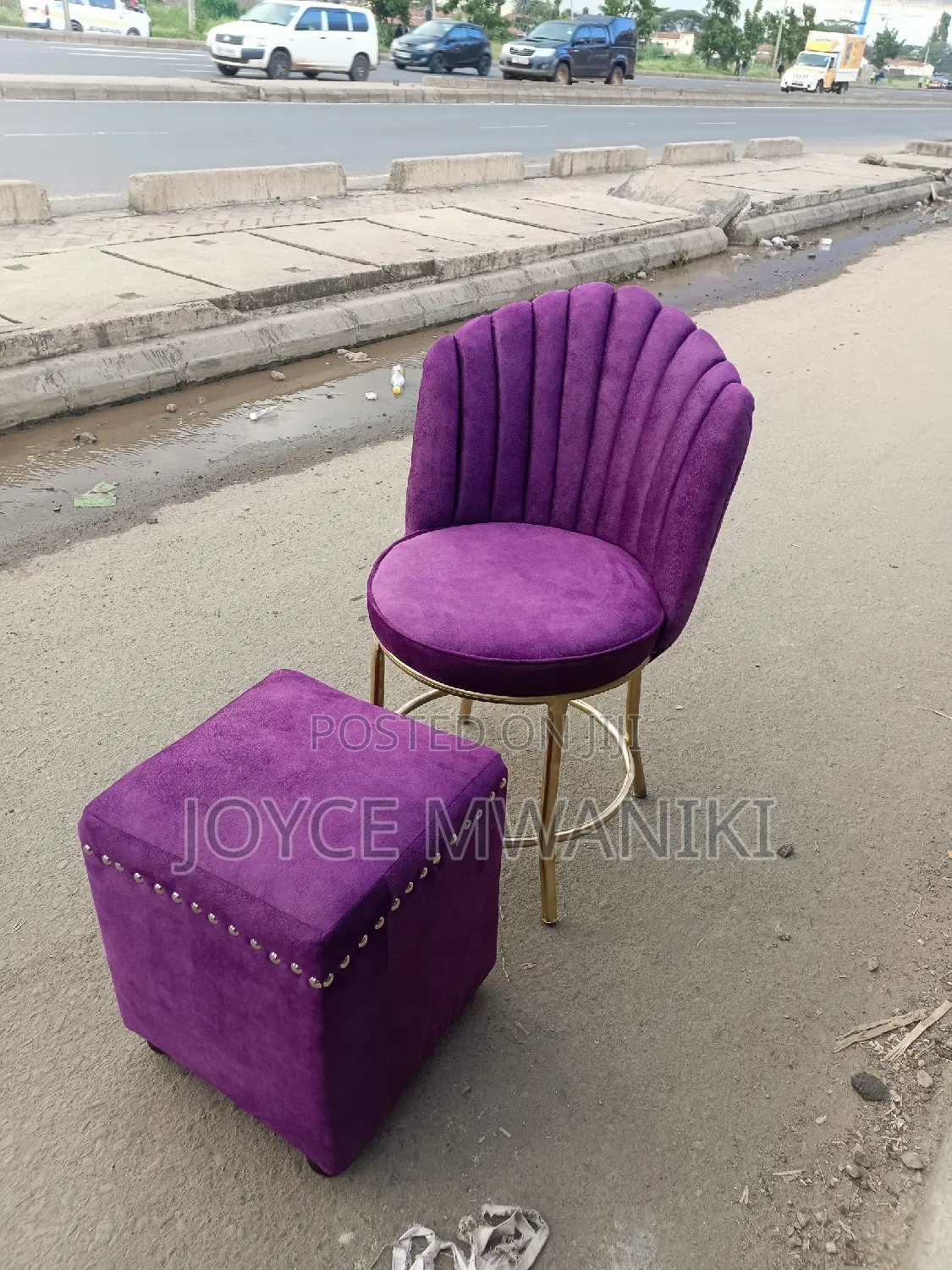 Manicure Seat and a Manicure Stool.